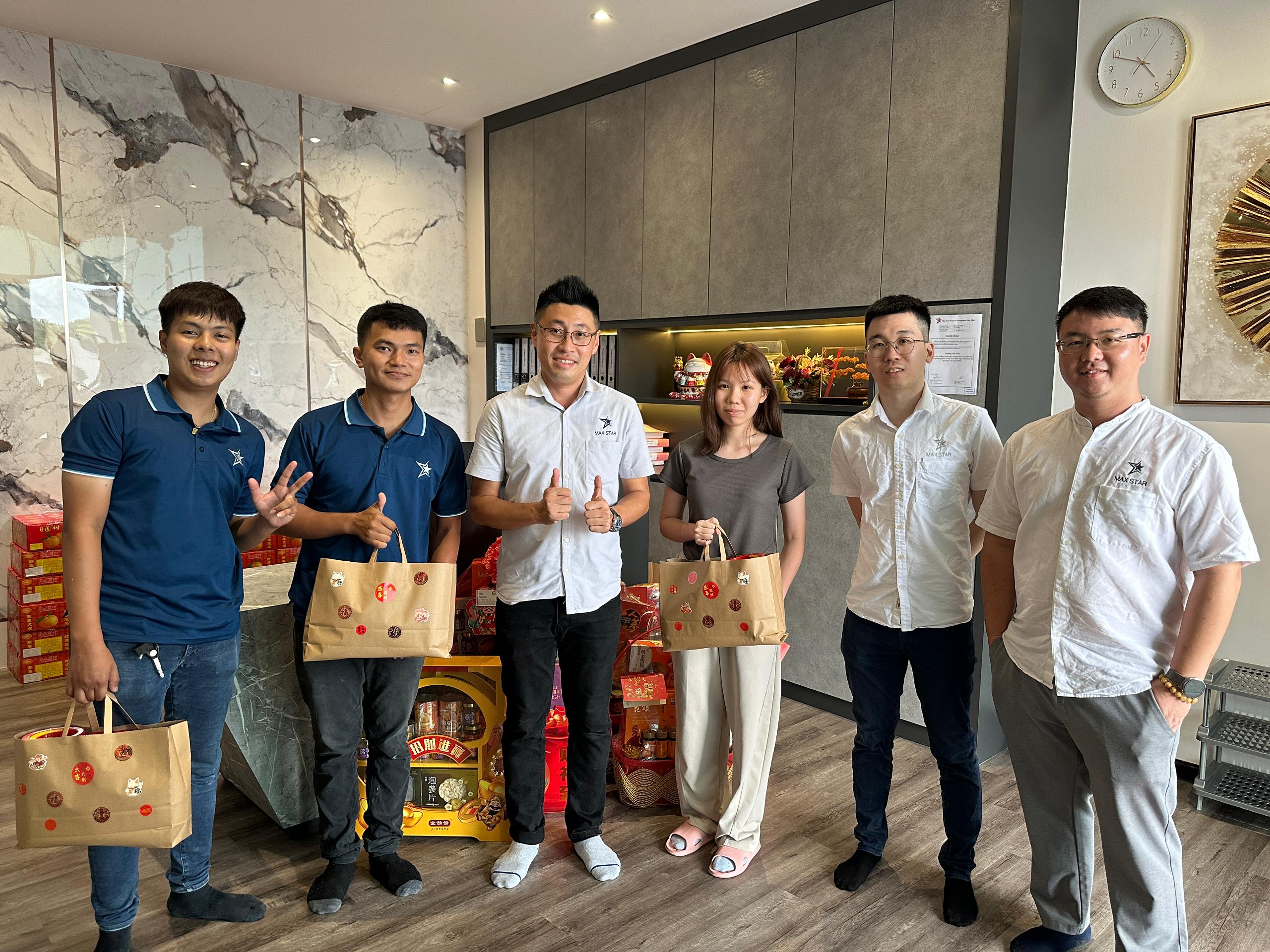 Pre-chinese new year celebration & trainee farewell dinner