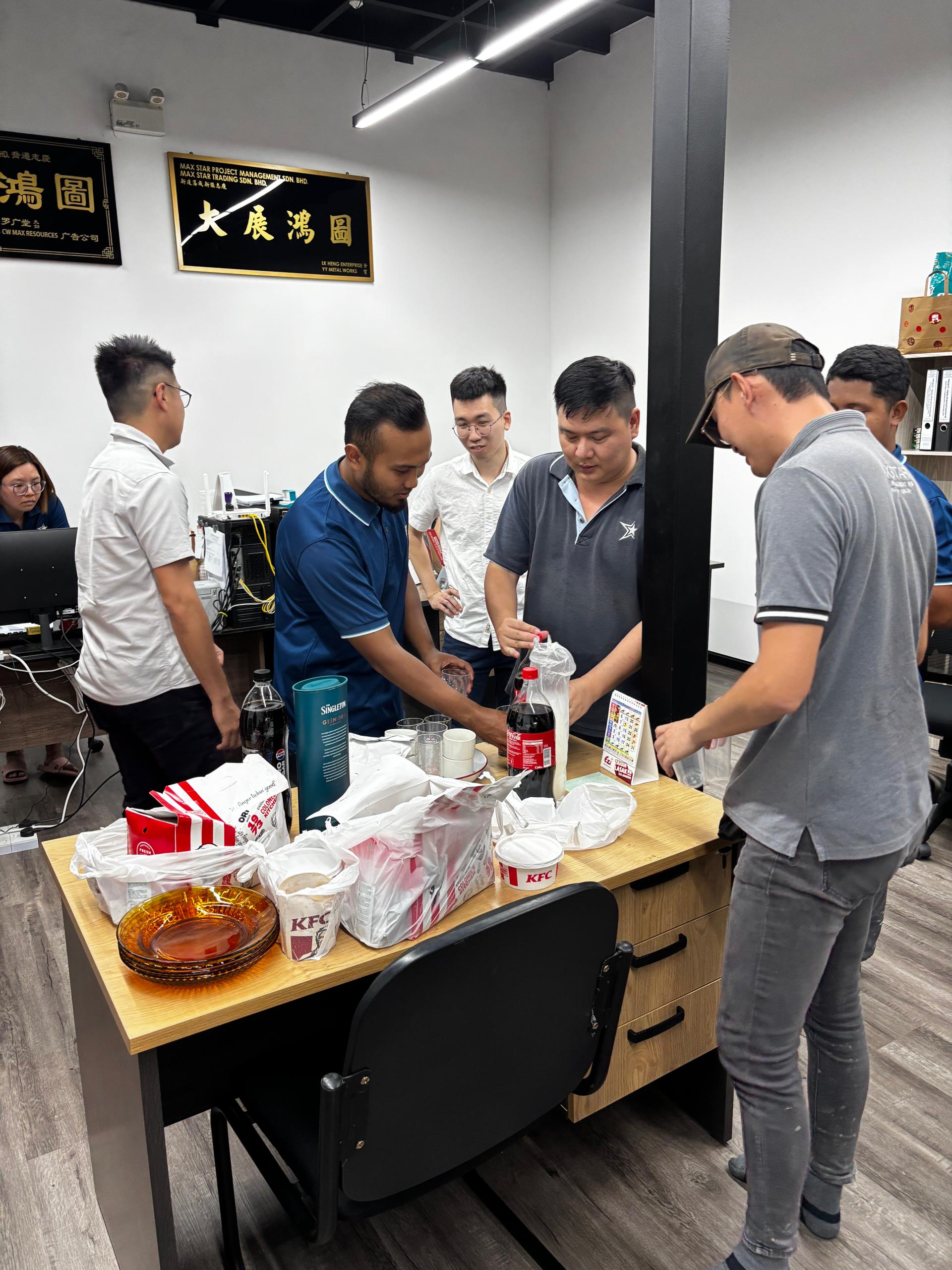 Pre-chinese new year celebration & trainee farewell dinner